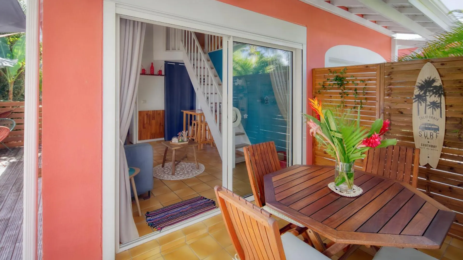 Hébergement de vacances Villa Petite Terre A 50 Metres De La Plage Saint-Francois